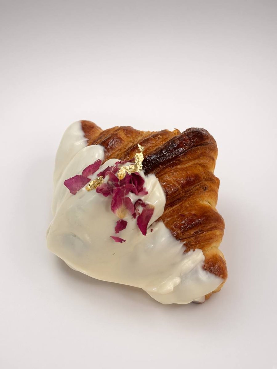 Cardamom Cream Croissant